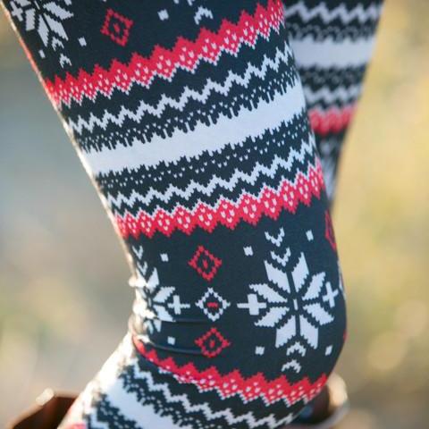 Fashion Geometric Snowflake Print Red Knitting Leggings on Luulla